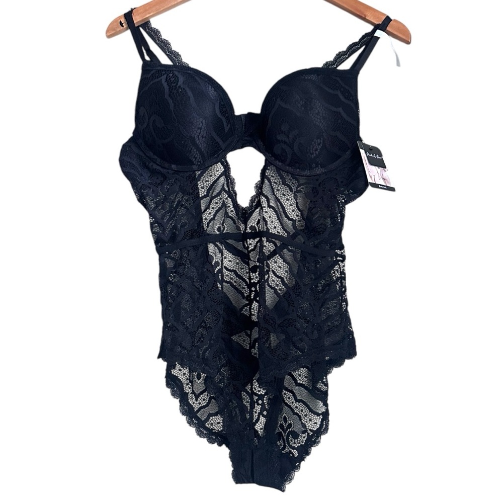Peek-A-Boo Size XL Black Lace Bodysuit Sexy Lingerie Bows Padded Coquette New